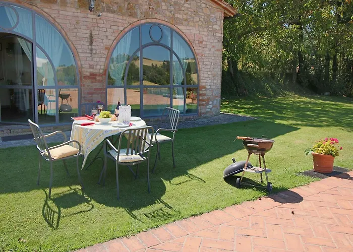 Dom wakacyjny In With Pool And Terrace Todi