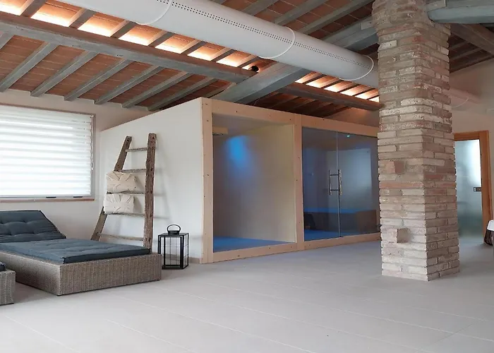 In With Pool And Terrace Dom wakacyjny